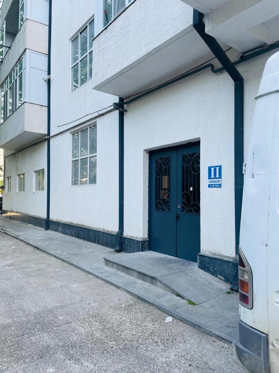 Kate'S New Cozy Apartment Kutaisi Exterior foto