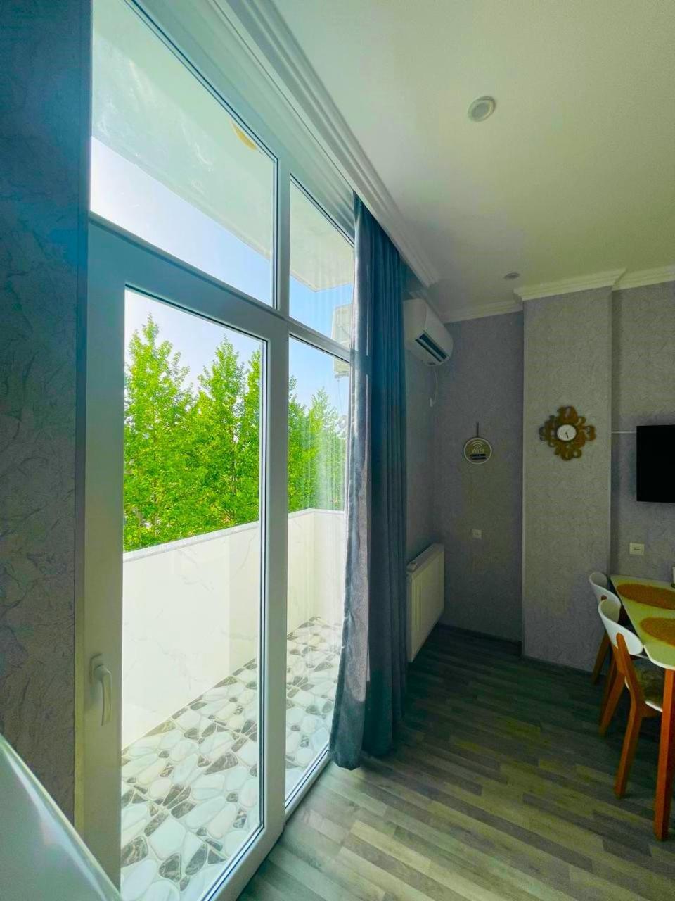 Kate'S New Cozy Apartment Kutaisi Exterior foto
